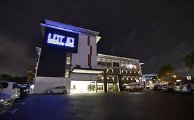 Lot 10 Boutique Hotel